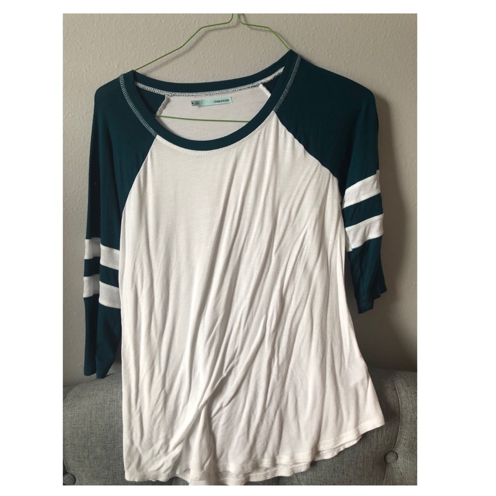 soft 3/4 sleeve t shirt!